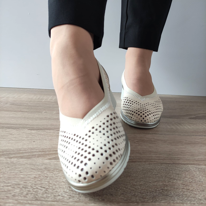 PANTOFI CASUAL PERFORATI DAMA PITILLOS 5741 BEJ