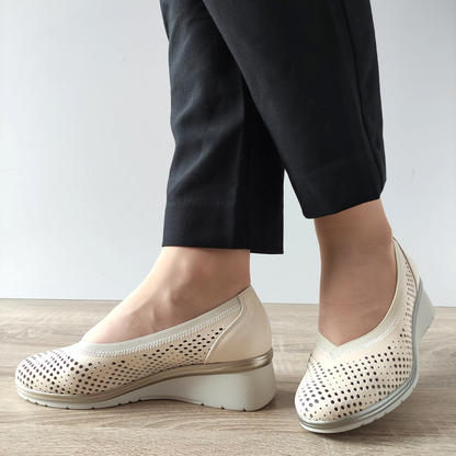 PANTOFI CASUAL PERFORATI DAMA PITILLOS 5741 BEJ