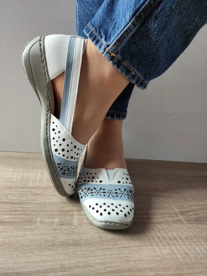 PANTOFI CASUAL PERFORATI DAMA RIEKER 41358-80 ALBI CU BLEU