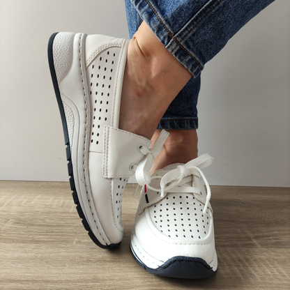 PANTOFI PERFORATI DAMA RIEKER N6557-80 ALBI