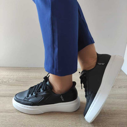 PANTOFI SPORT ADOLESCENTI SKECHERS 185081 BKW – TotalPantofi.ro