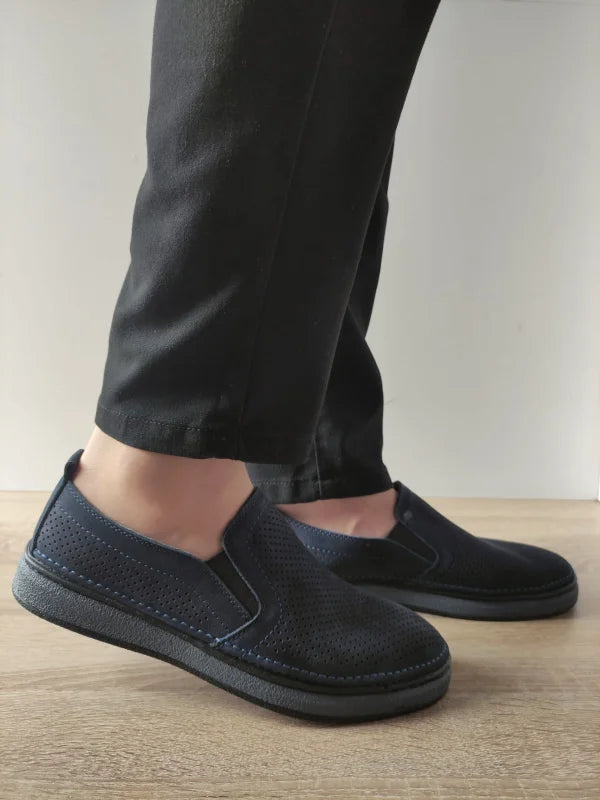 PANTOFI CASUAL PERFORATI BARBATI GORETTI B69-320 BLEUMARIN