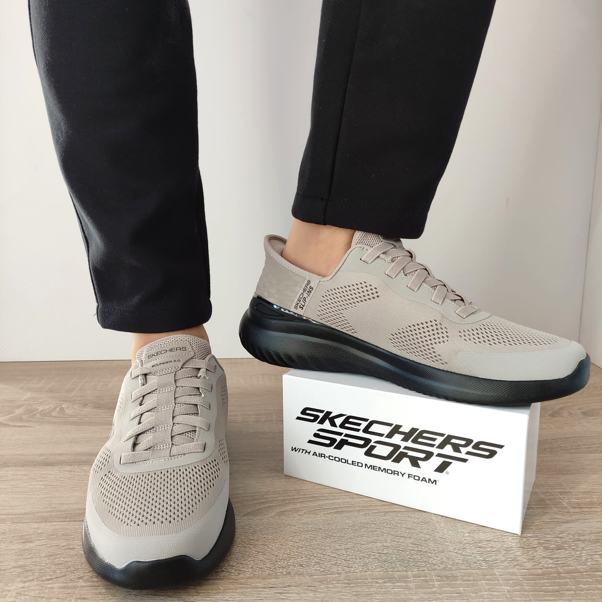 PANTOFI SPORT BARBATI SKECHERS 232459 TPBK - imagine 9