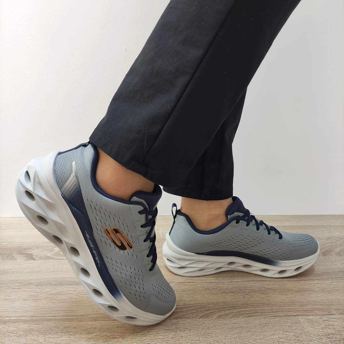 PANTOFI SPORT BARBATI SKECHERS 232634 GYNV - imagine 3