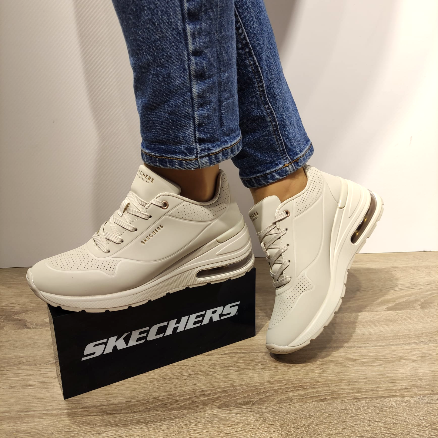 PANTOFI SPORT DAMA SKECHERS 155401 OFWT
