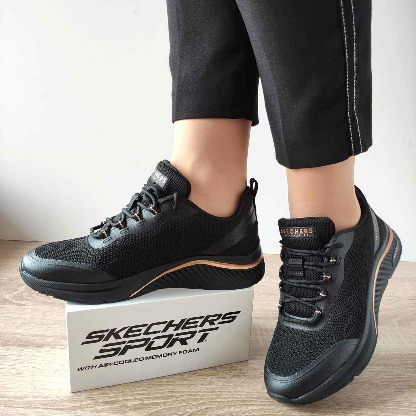 PANTOFI SPORT DAMA SKECHERS 155567 BBK