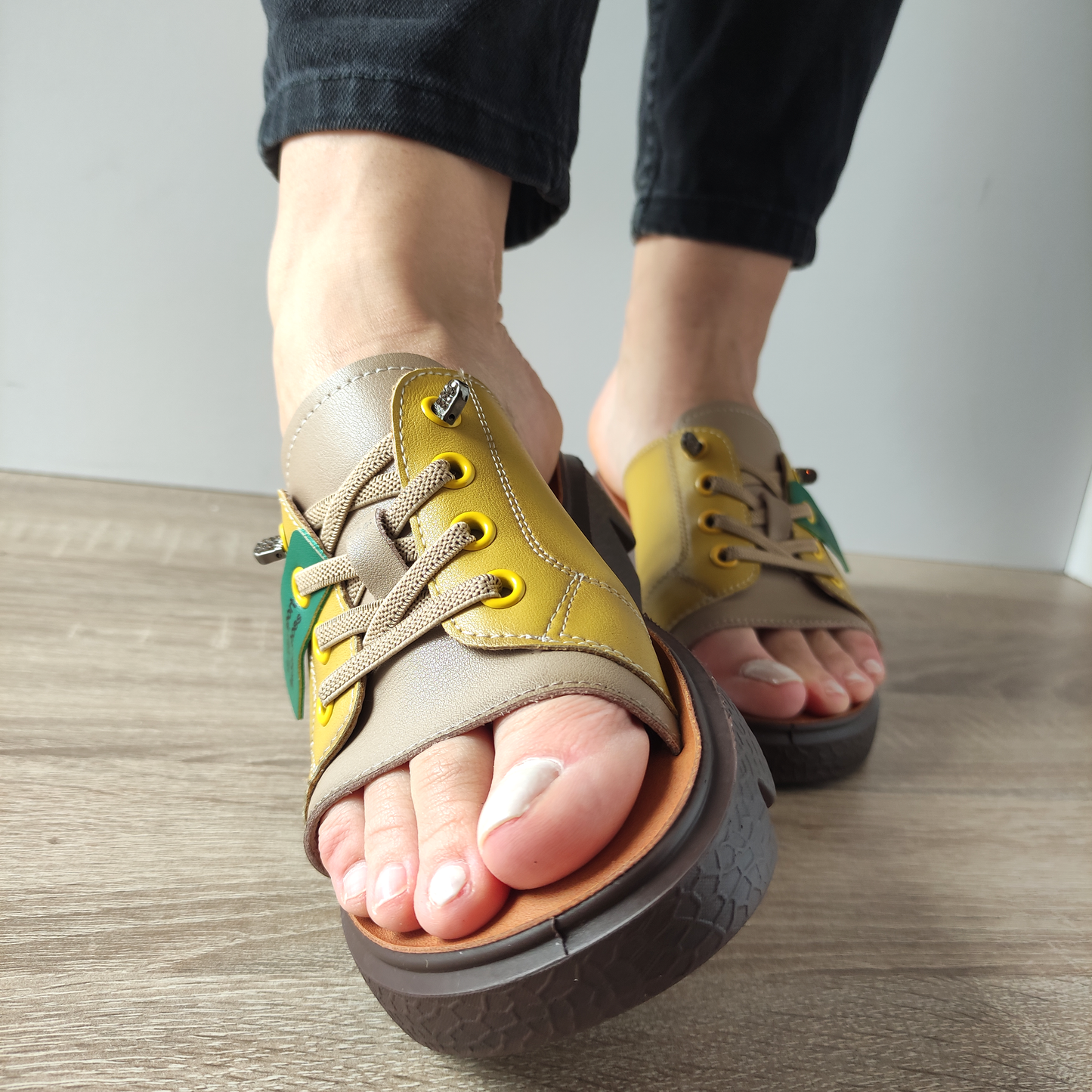 SABOTI CASUAL DAMA PASS 540020B J7-N GALBENI CU BEJ