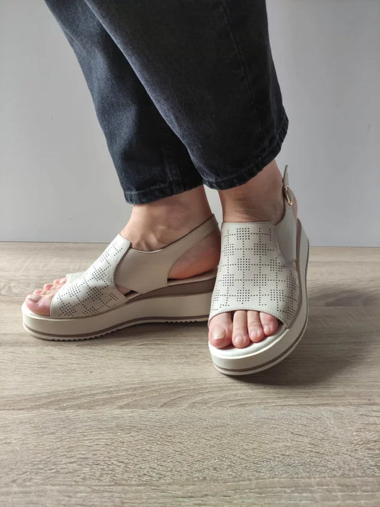 SANDALE CASUAL DAMA FORMAZIONE 50096 CREM