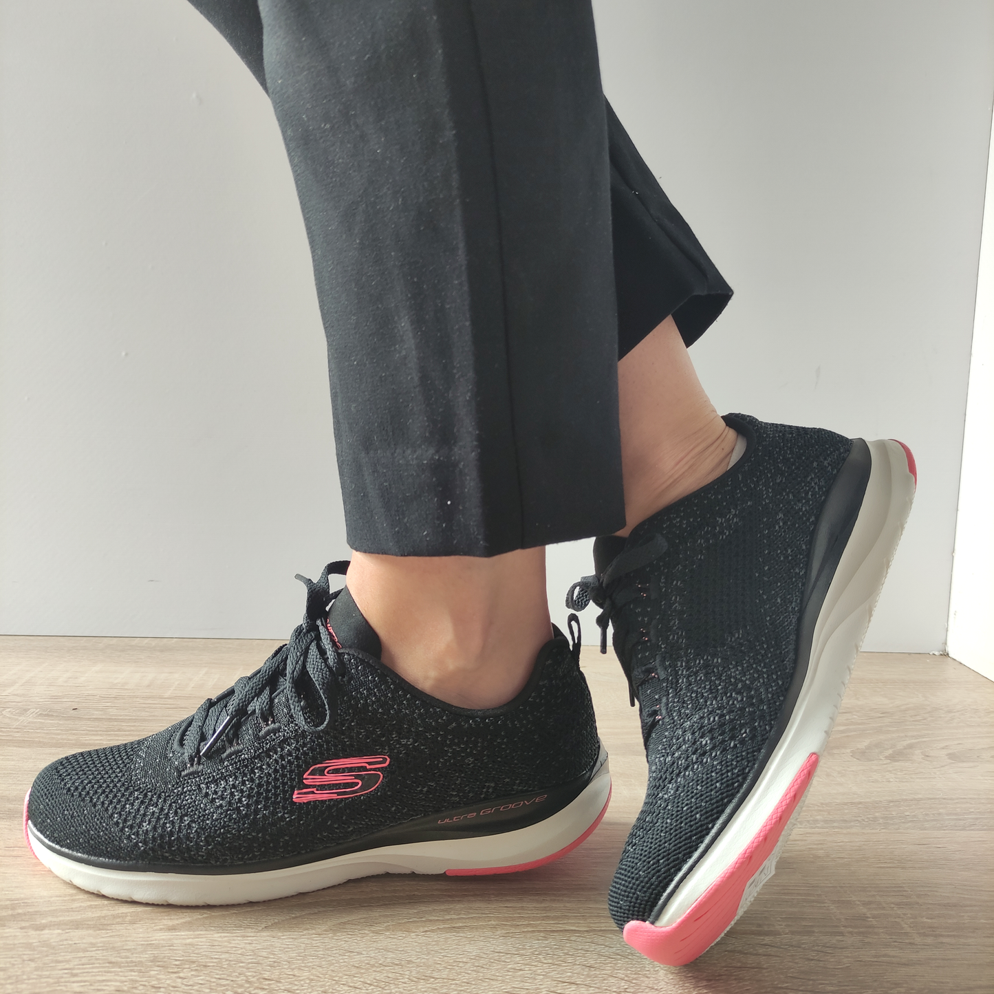 PANTOFI SPORT DAMA SKECHERS 149019 BKPK