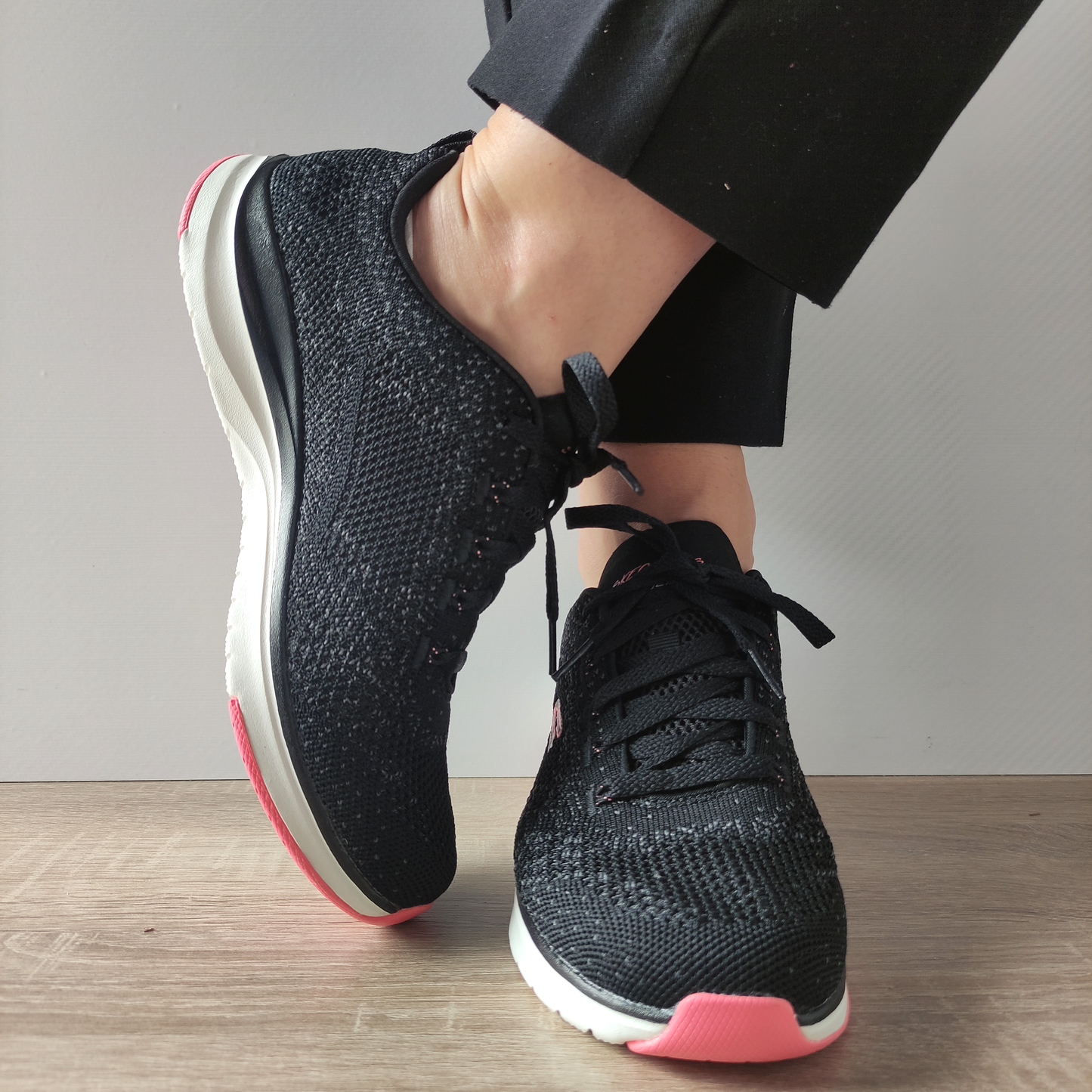 PANTOFI SPORT DAMA SKECHERS 149019 BKPK