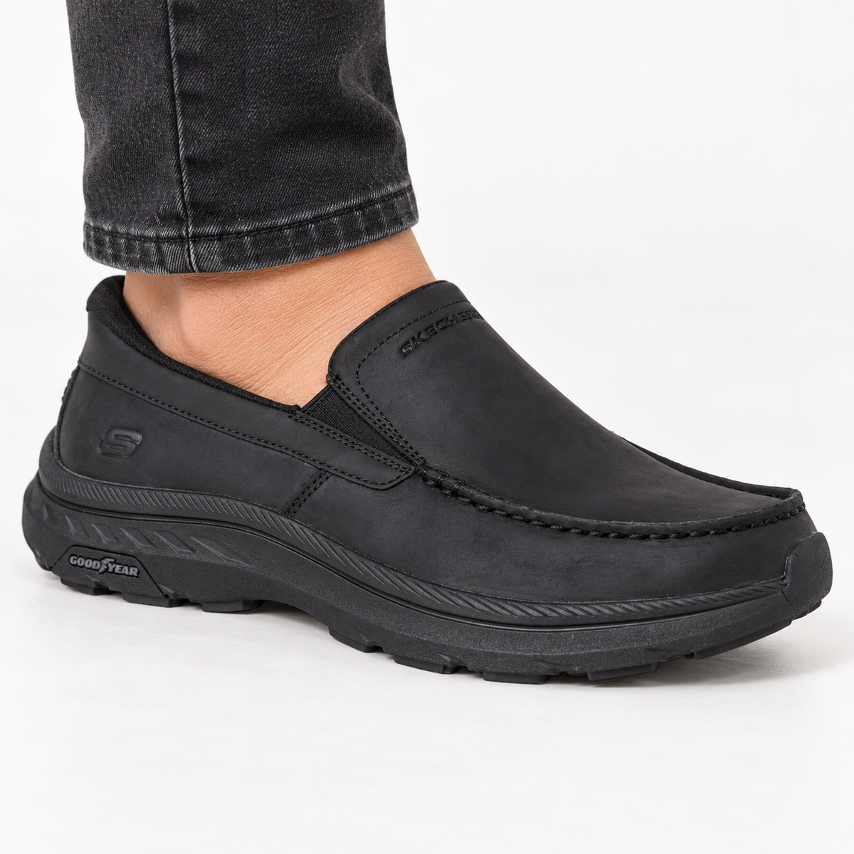 Pantofi Sport Bărbați Skechers 205334 Negru