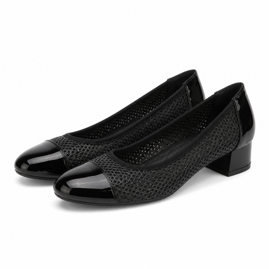 PANTOFI CASUAL PERFORATI DAMA CAPRICE 22504-44 NEGRI CU LAC