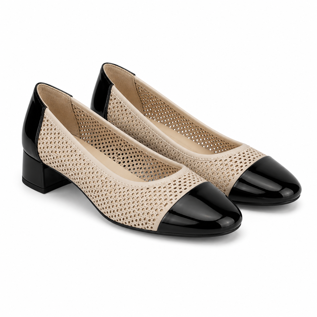 PANTOFI PERFORATI DAMA CAPRICE 22504-44 BEJ CU NEGRU LAC