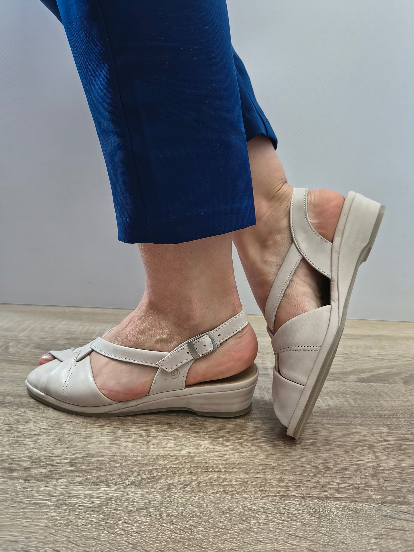 Sandale Casual Damă Suave 0012T Crem - Piele Naturală - vedere 2