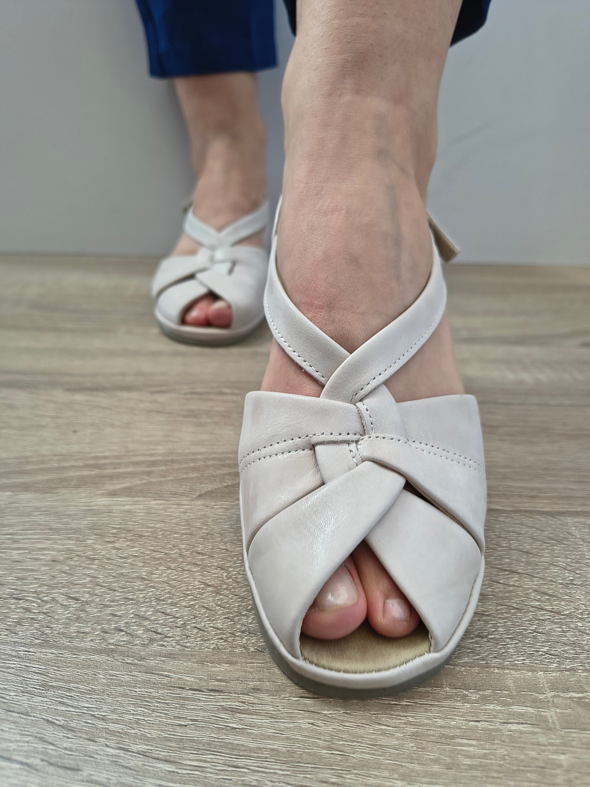 Sandale Casual Damă Suave 0012T Crem - Piele Naturală - vedere 3