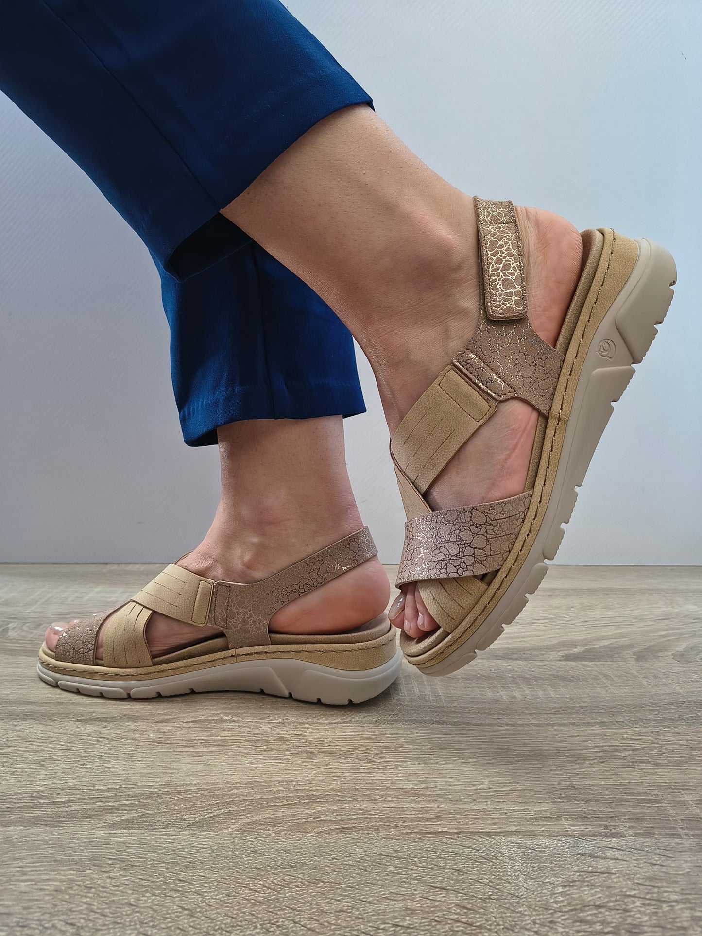 Sandale Casual Damă Suave 12538VT Bej Nubuck + Cappuccino - vedere 5
