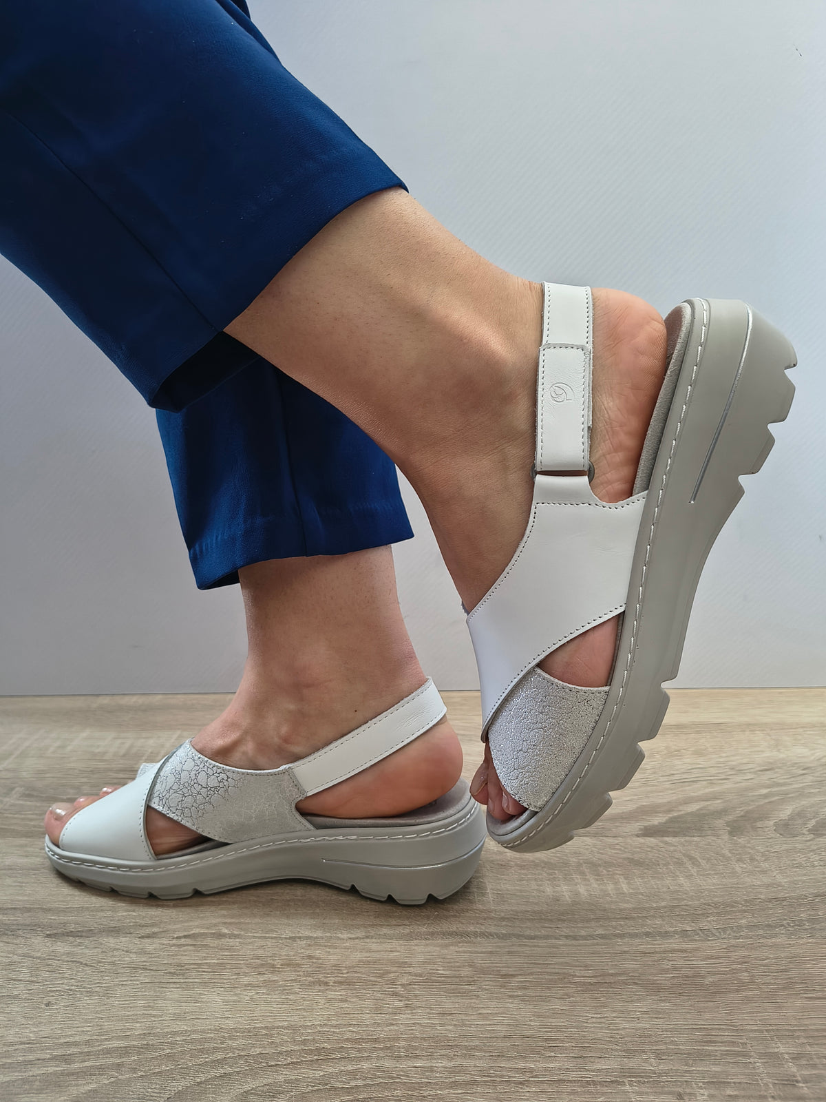Sandale Casual Damă Suave SU20008T Alb + Argintiu - Piele Naturală - vedere 5