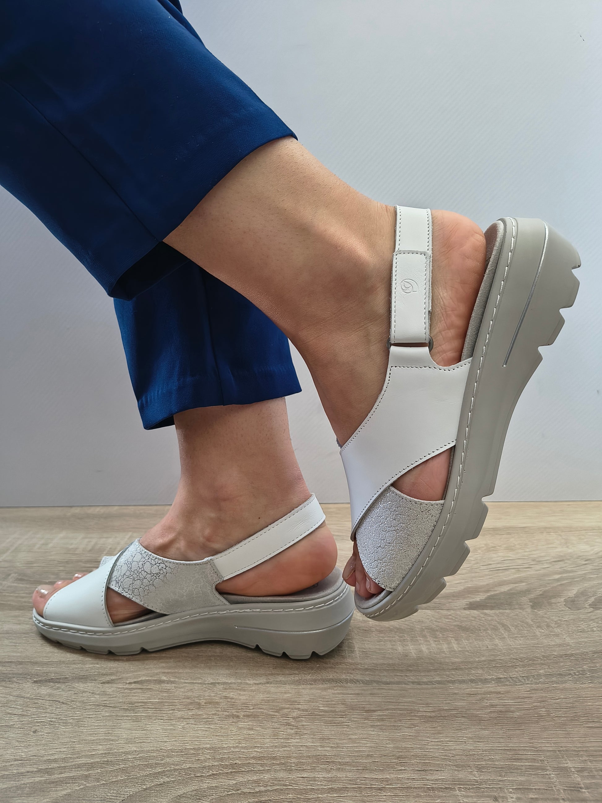 Sandale Casual Damă Suave SU20008T Alb + Argintiu - Piele Naturală - vedere 5