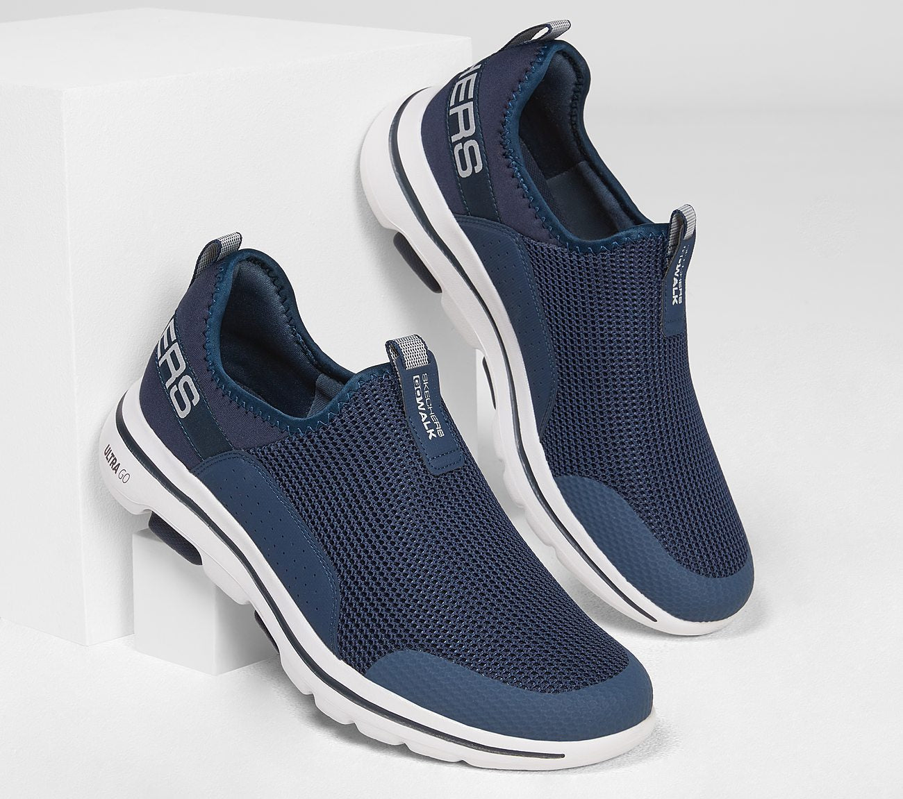 PANTOFI SPORT  BĂRBAȚI SKECHERS 216015 - totalpantofi