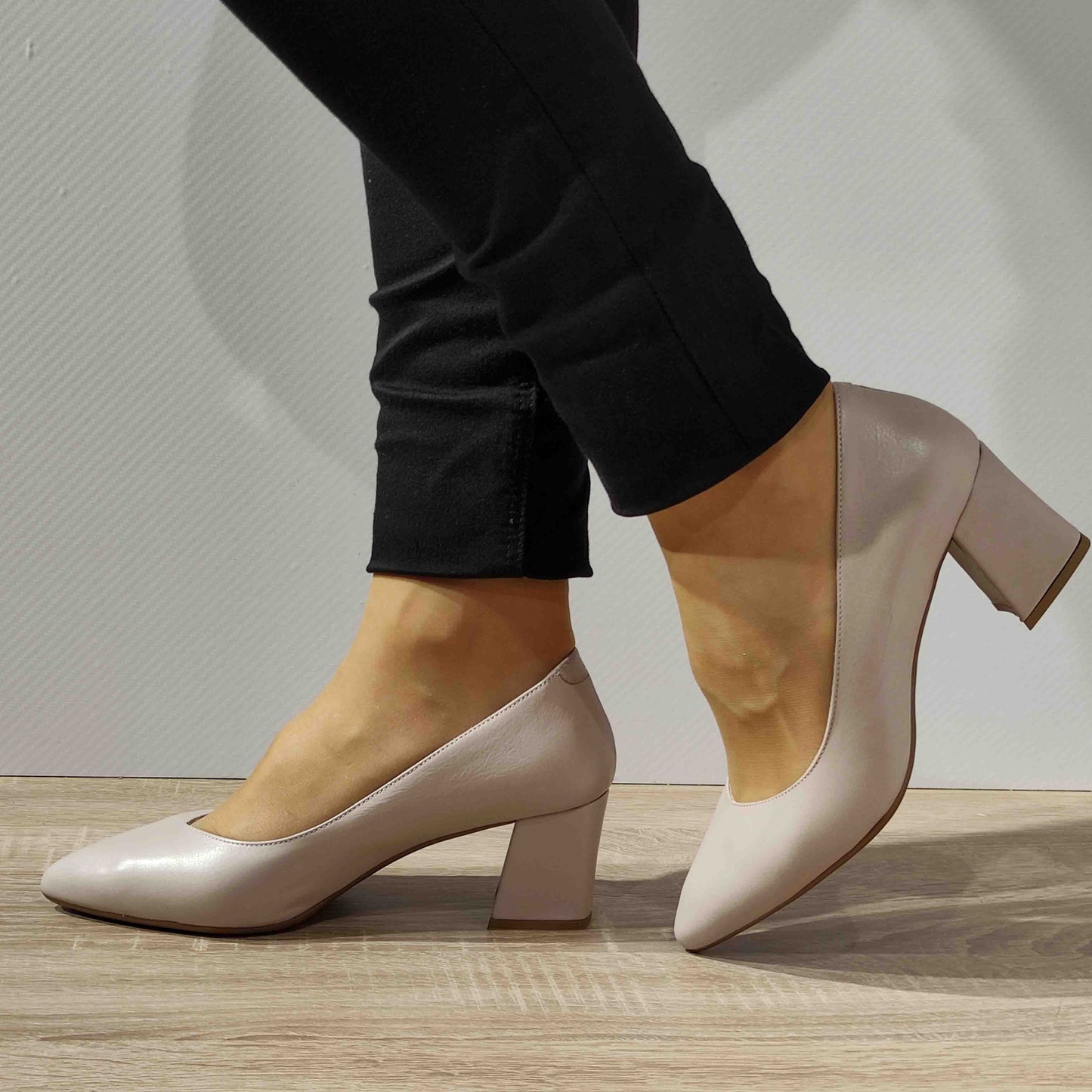 PANTOFI CASUAL DAMA ANNA VIOTTI 24170 BEJ