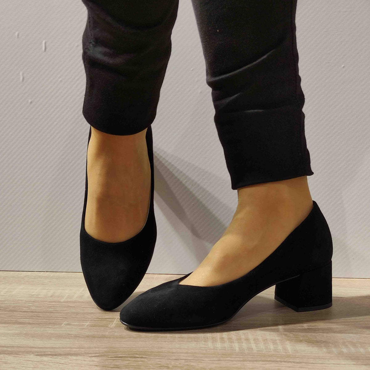 PANTOFI ELEGANTI DAMA TAMARIS 82300-20 NEGRI VELUR - imagine 6